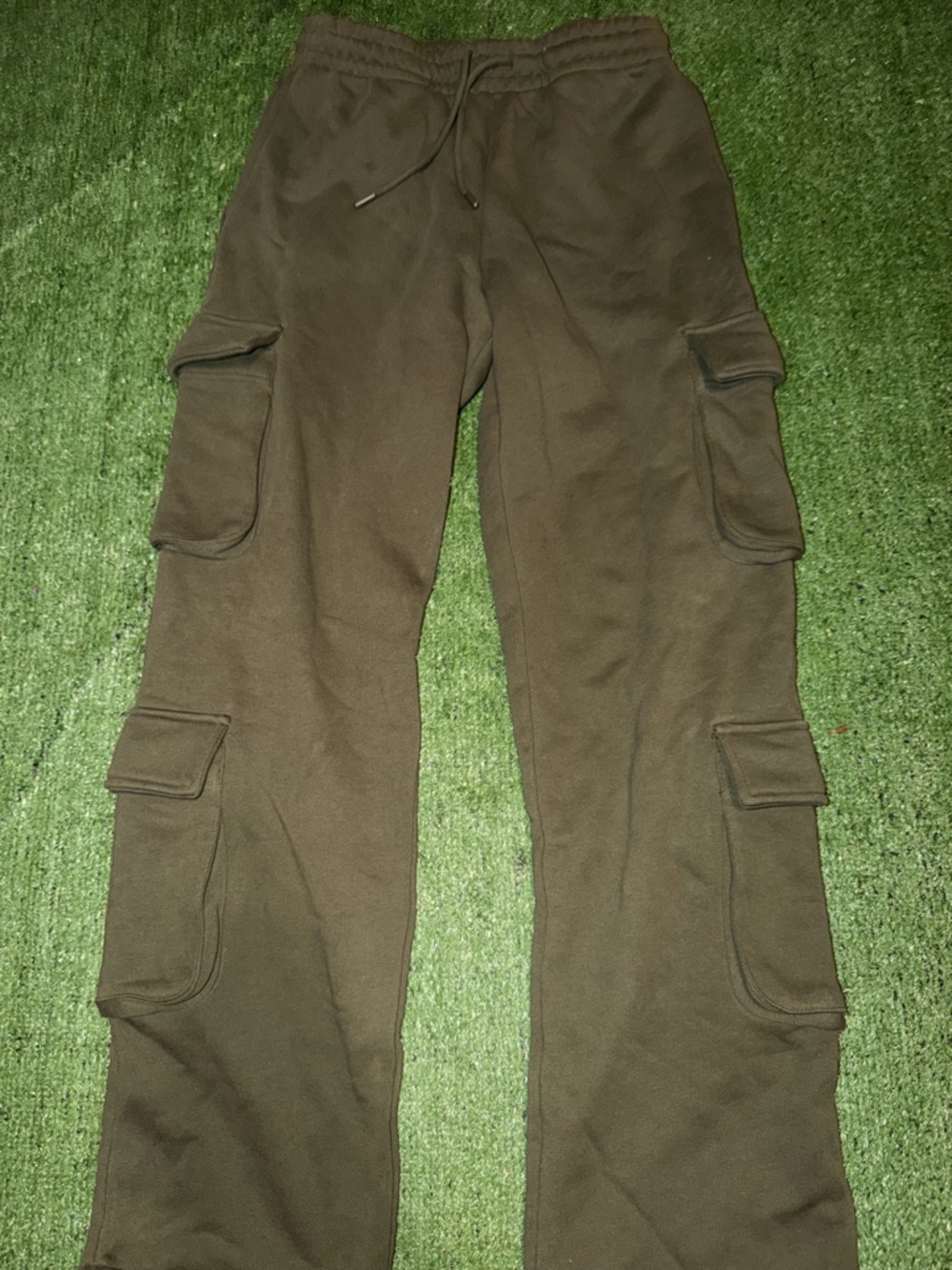Forever 21 Men's Olive Green Cargo Sweatpants